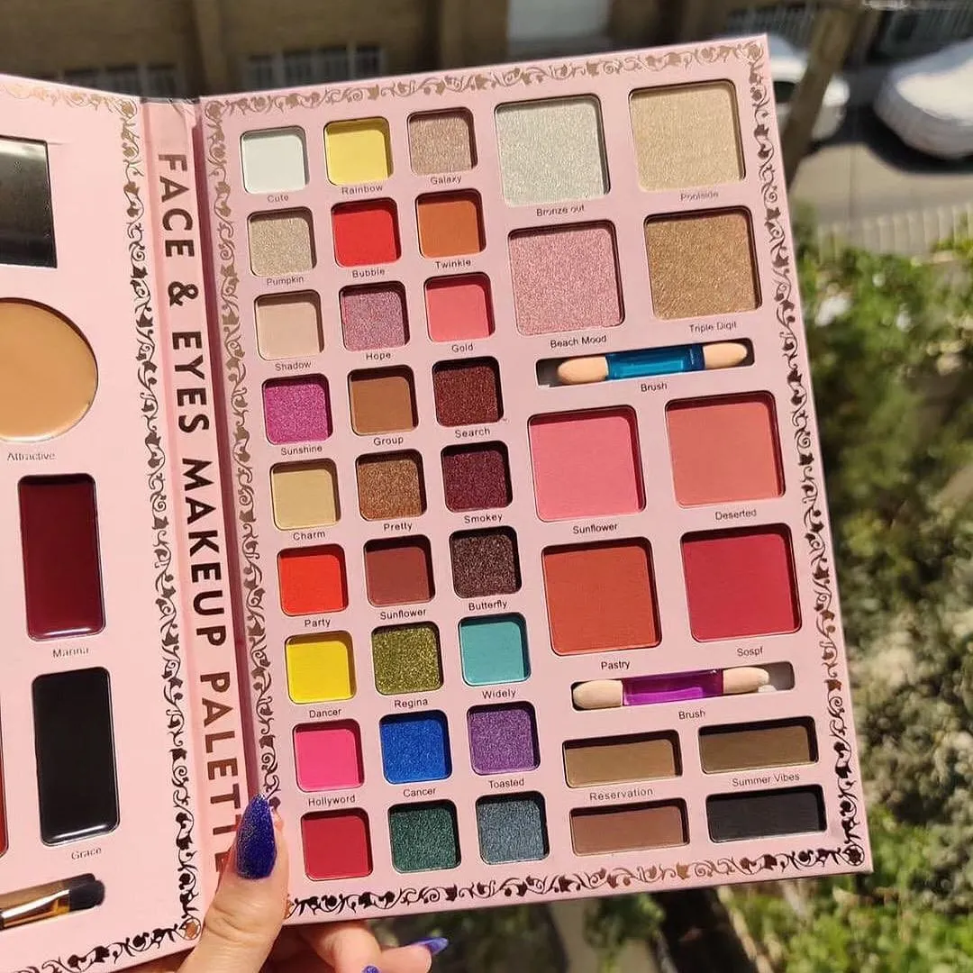 52 Colors All-in-One Eyeshadow Palette Beautiful Butterfly Pattern Kit