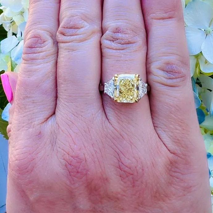 Cartier stamped 4.30ct Fancy Yellow Diamond Engagement Ring