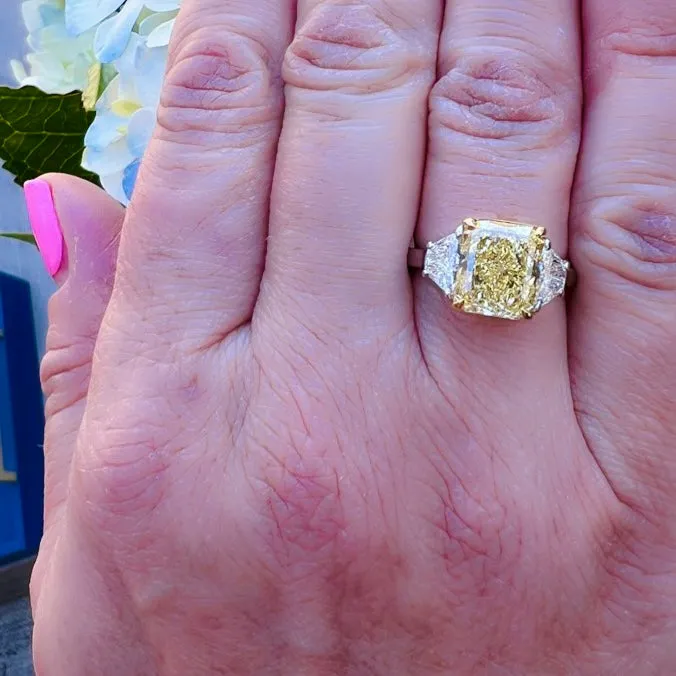 Cartier stamped 4.30ct Fancy Yellow Diamond Engagement Ring
