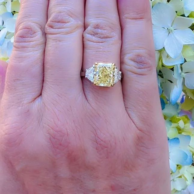 Cartier stamped 4.30ct Fancy Yellow Diamond Engagement Ring
