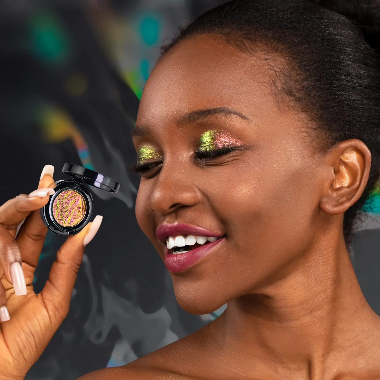CHARMACY Duochrome Eyeshadow, Insane Shifters Chameleon Eyeshadow, Creates High-Impact, Metallic Eye Looks, 100% Vegan and Cruelty Free, 1.9g (#903)