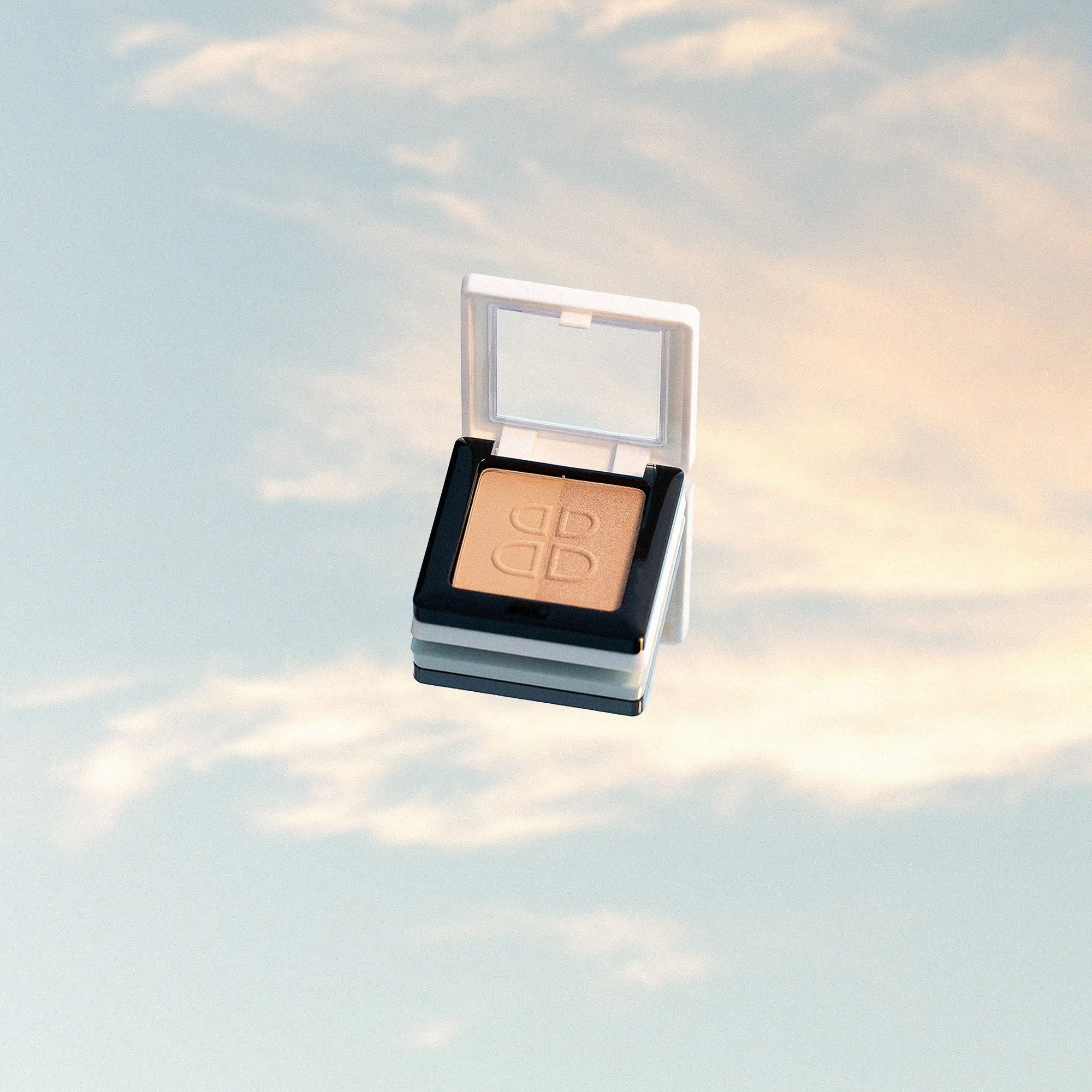 Eyebrow Highlighting Powder