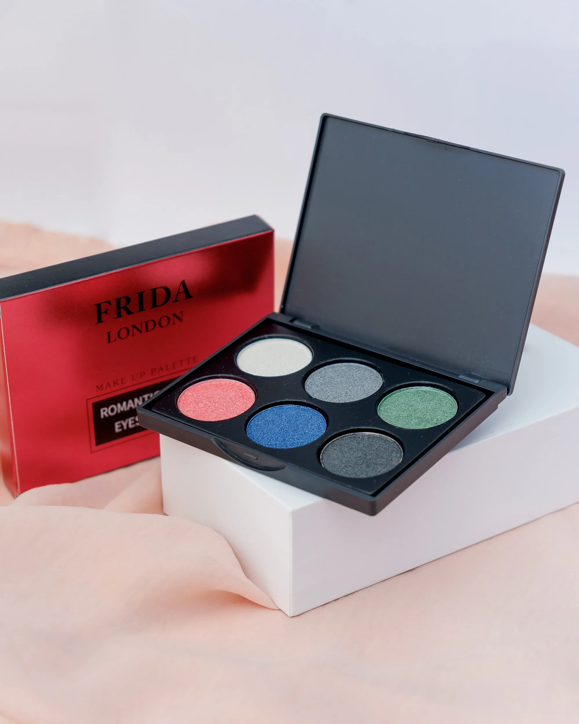 Frida London 6 shades Eyeshadow Palette Vegan