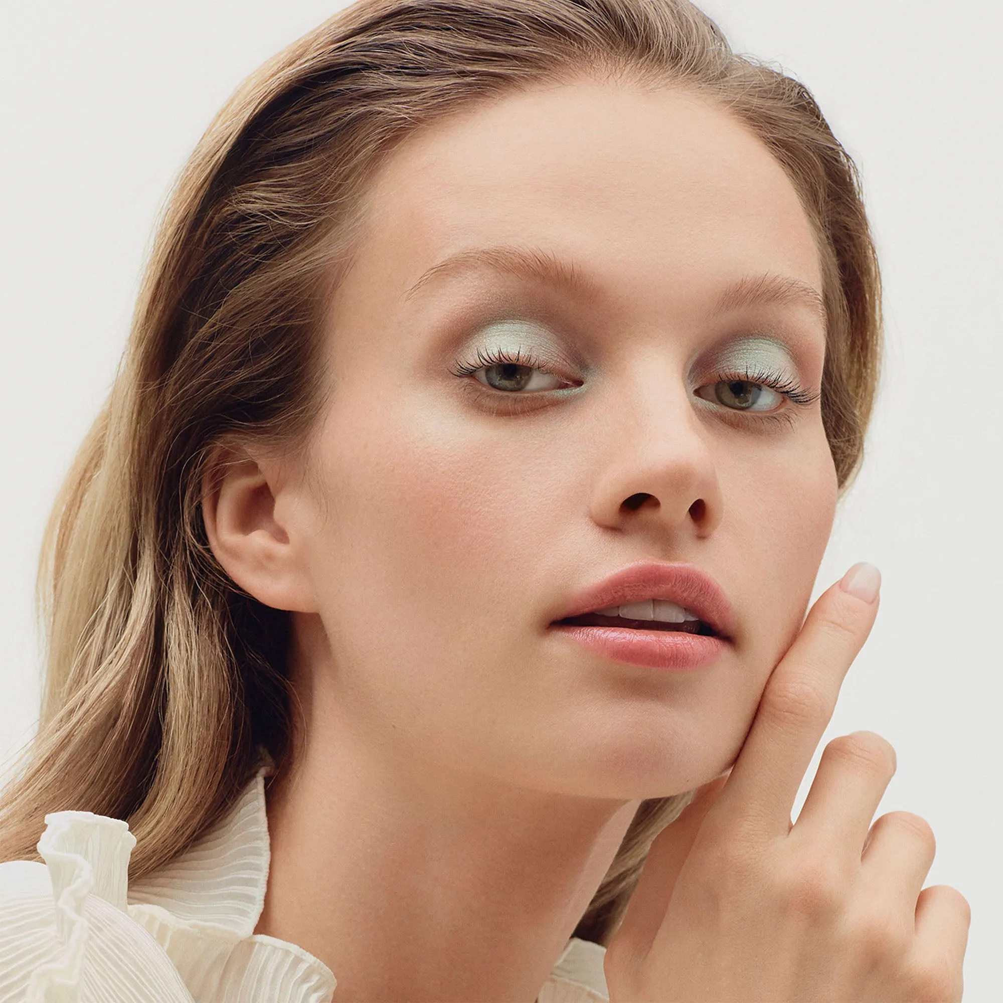 Lip Sheer - Swallowtail 2g