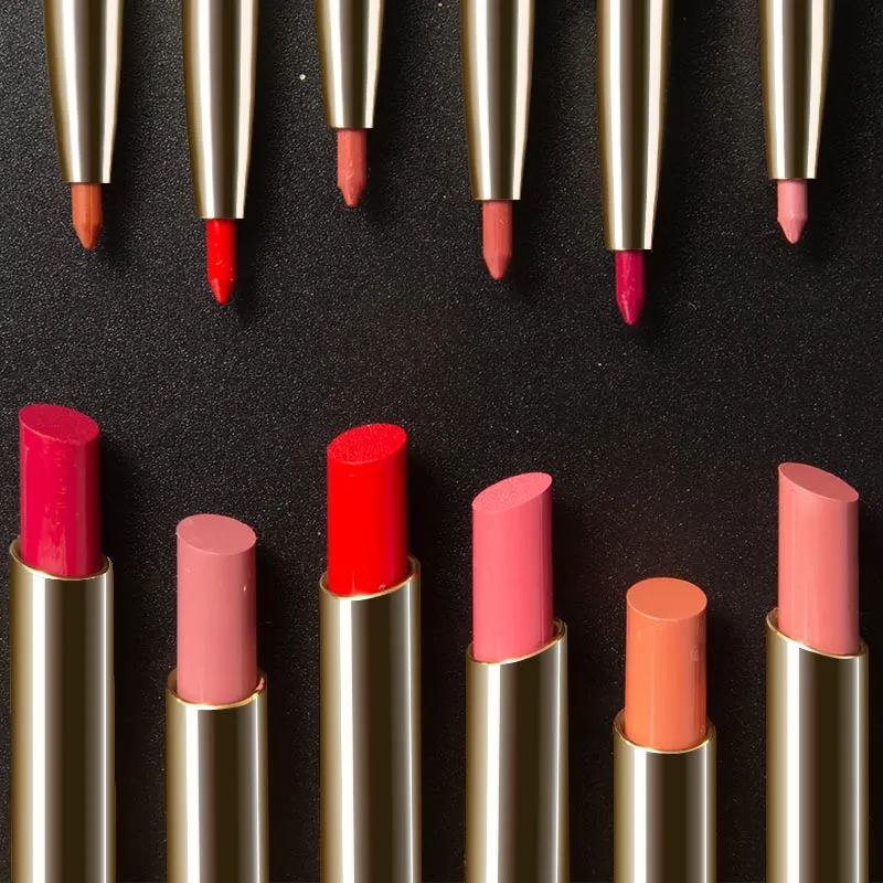 Matte lip plumper tint