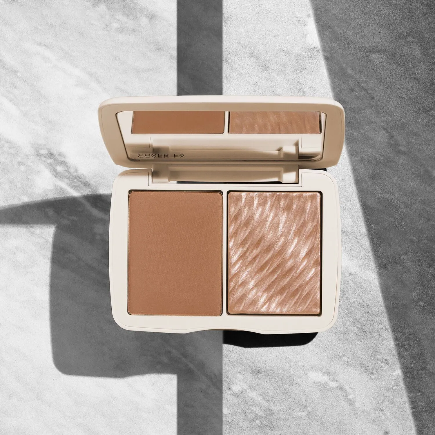 Monochromatic Cheek Duo Bronzer