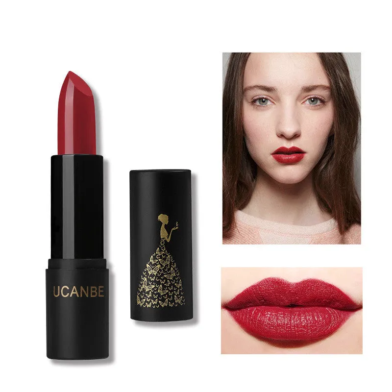 Nourishing Lipstick with Moisturizing Formula