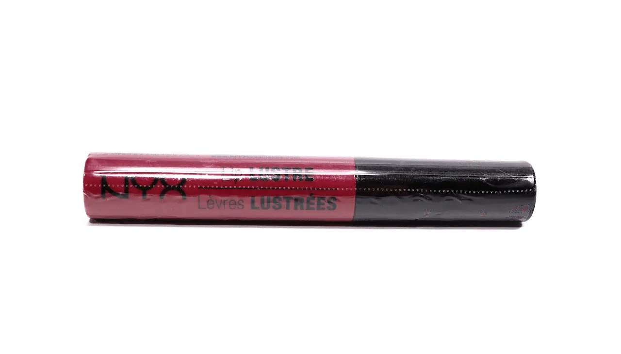 NYX Lip Lustre Antique Romance