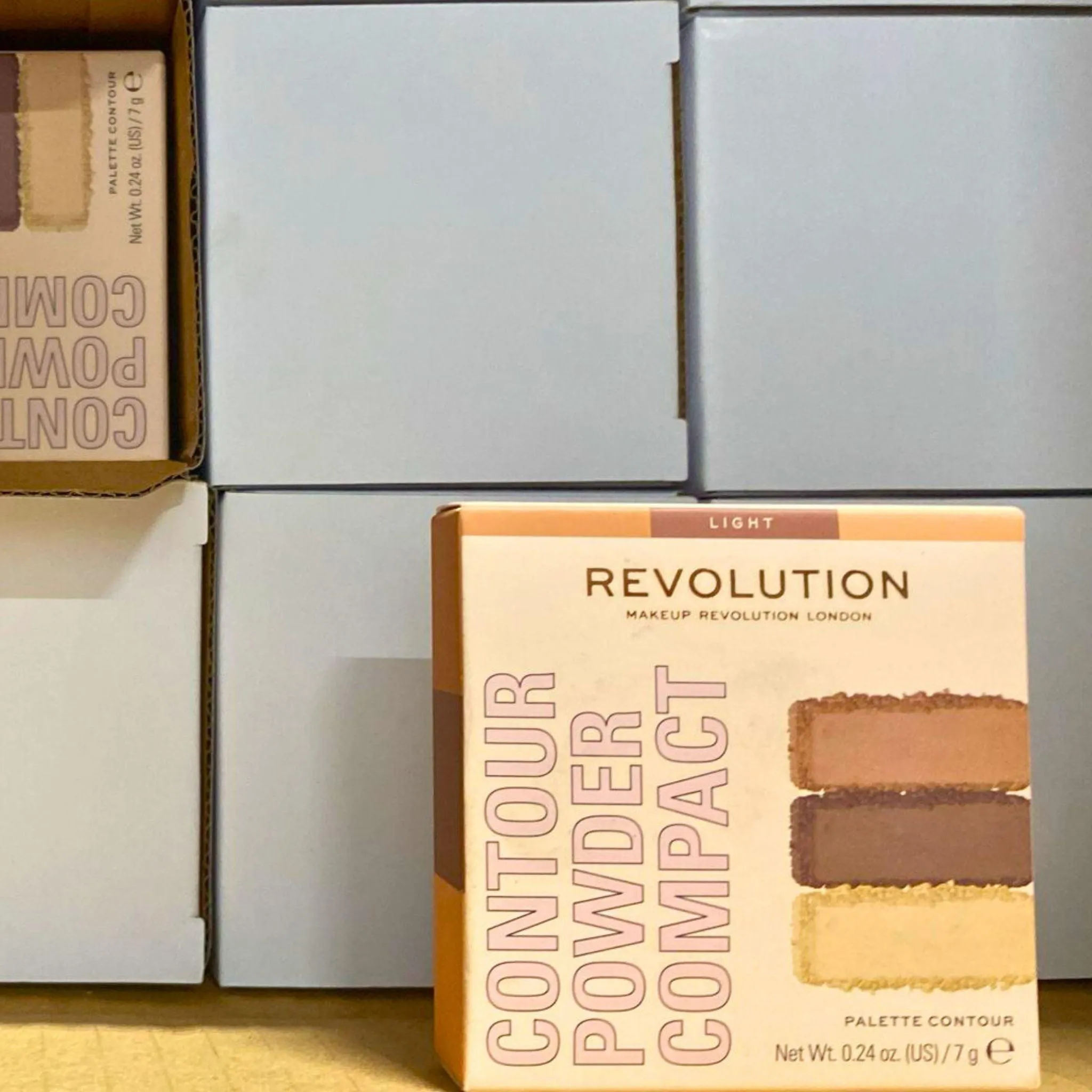 Revolution Contour Powder Compact Light Palette Contour 0.24OZ (30 Pcs Lot)