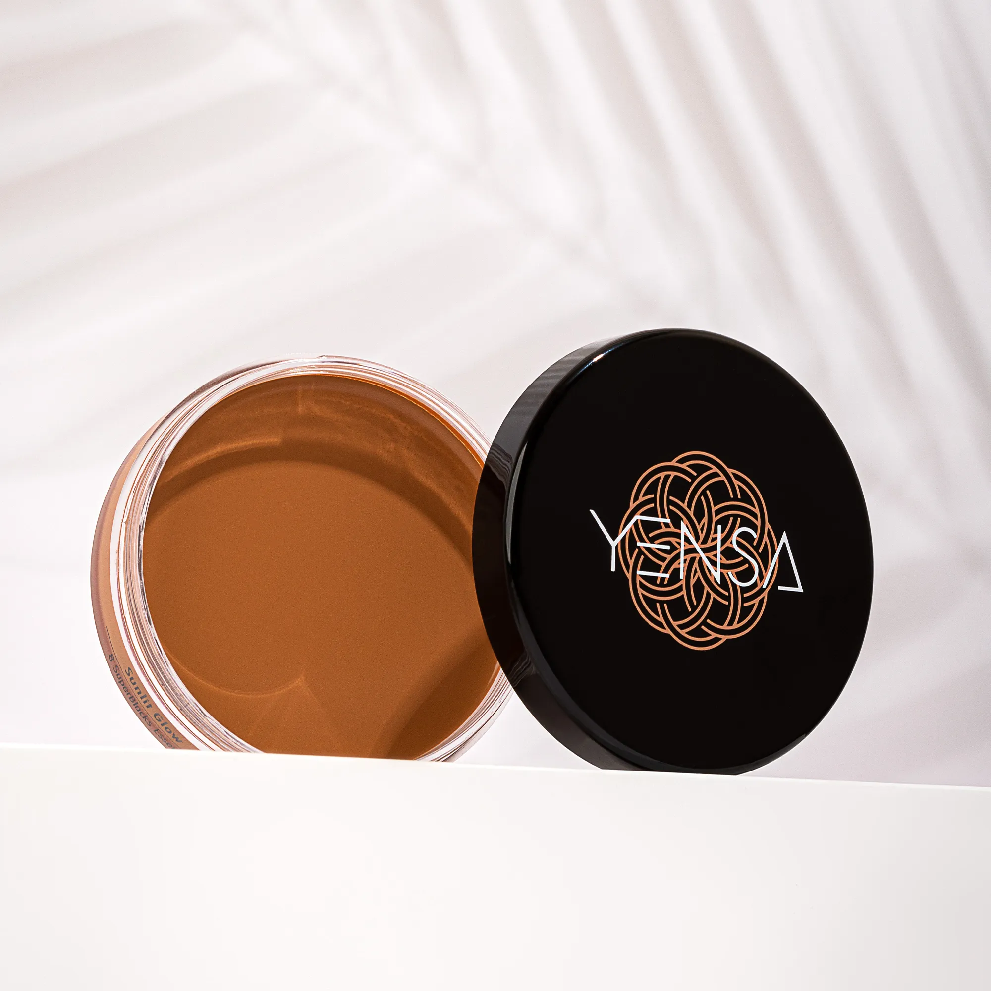 Silk Bronzing Base Cream Bronzer with Peptides