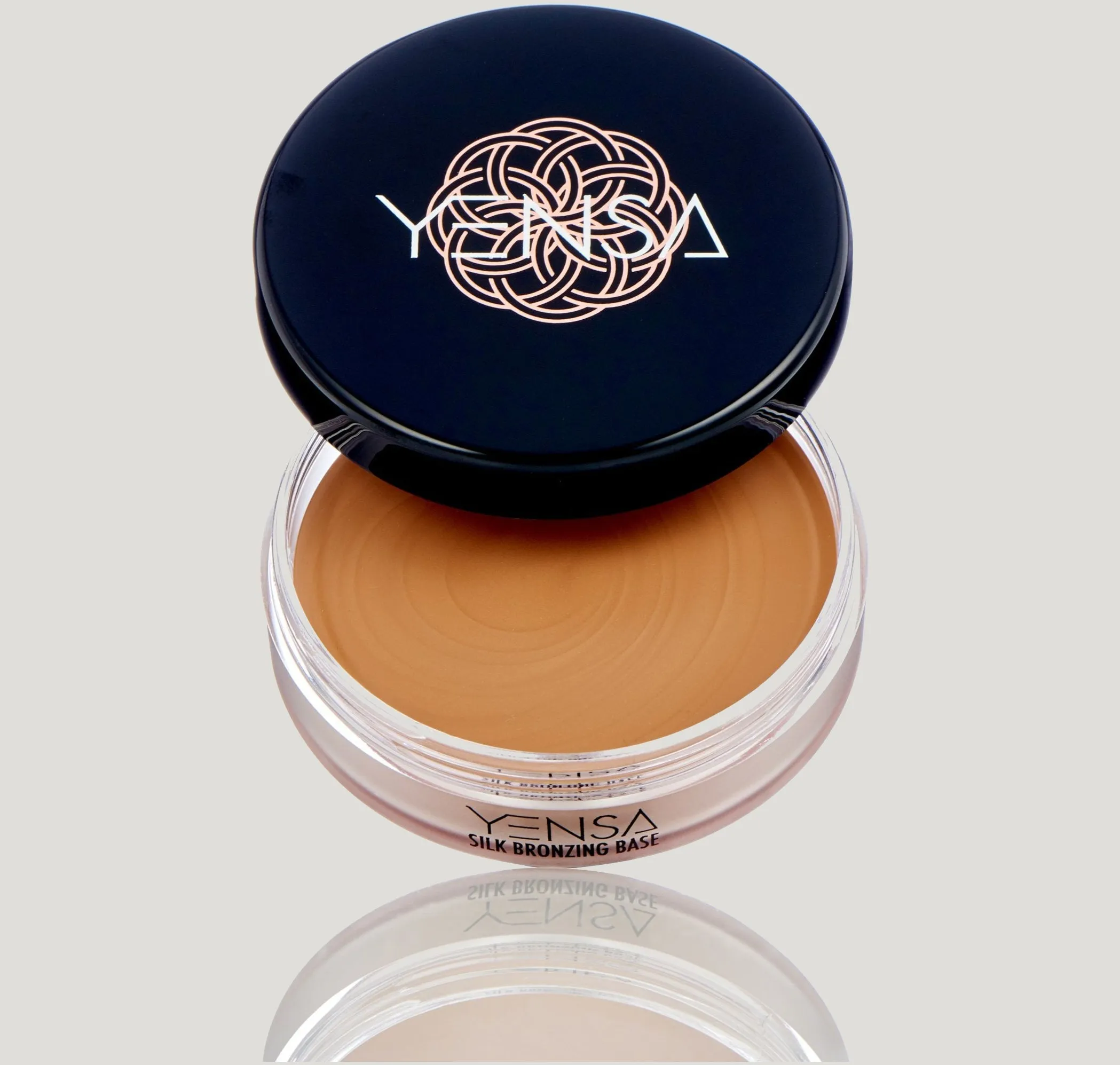 Silk Bronzing Base Cream Bronzer with Peptides