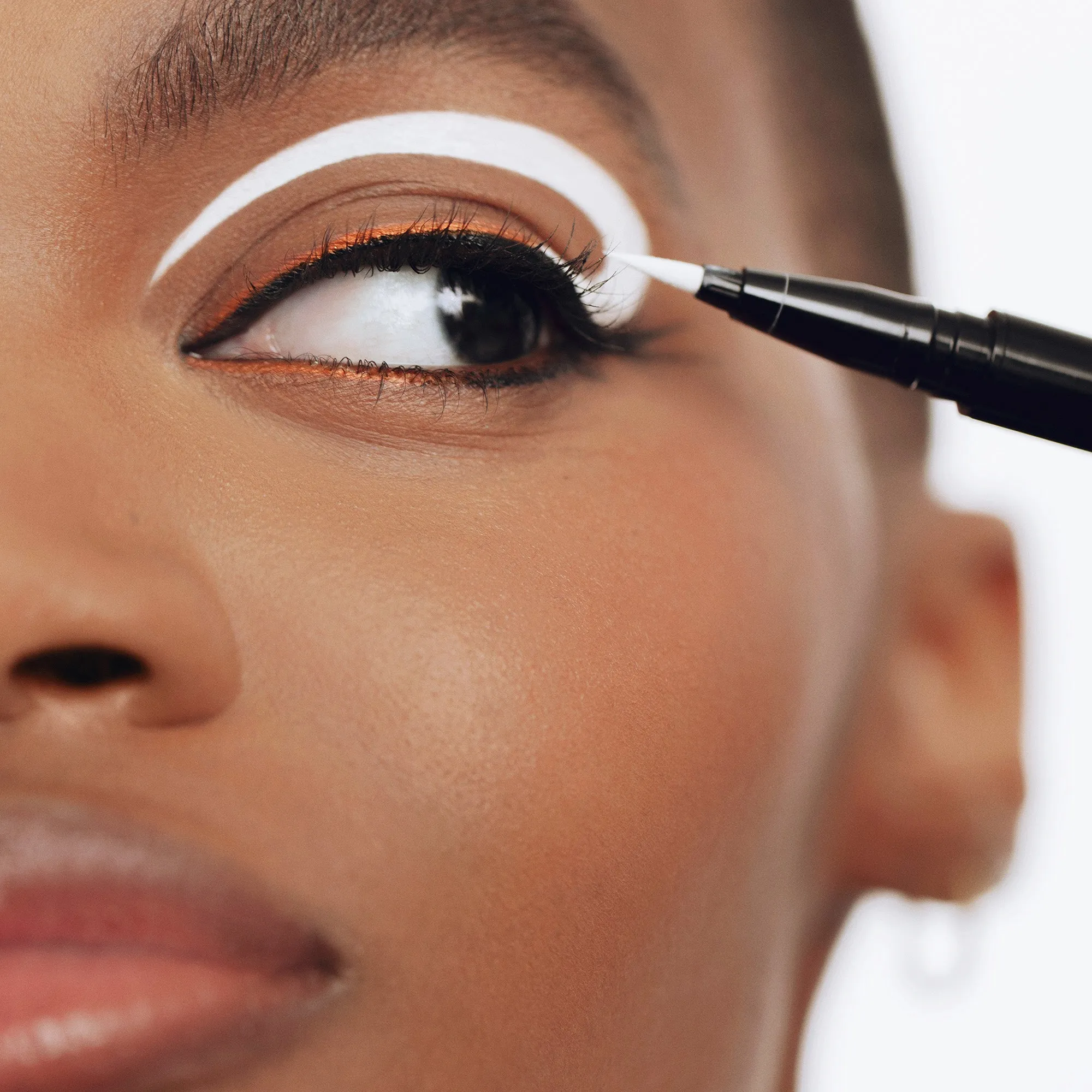 Stila Stay All Day® Dual-Ended Waterproof Liquid Eye Liner: Two Colours - Intense Black and Snow