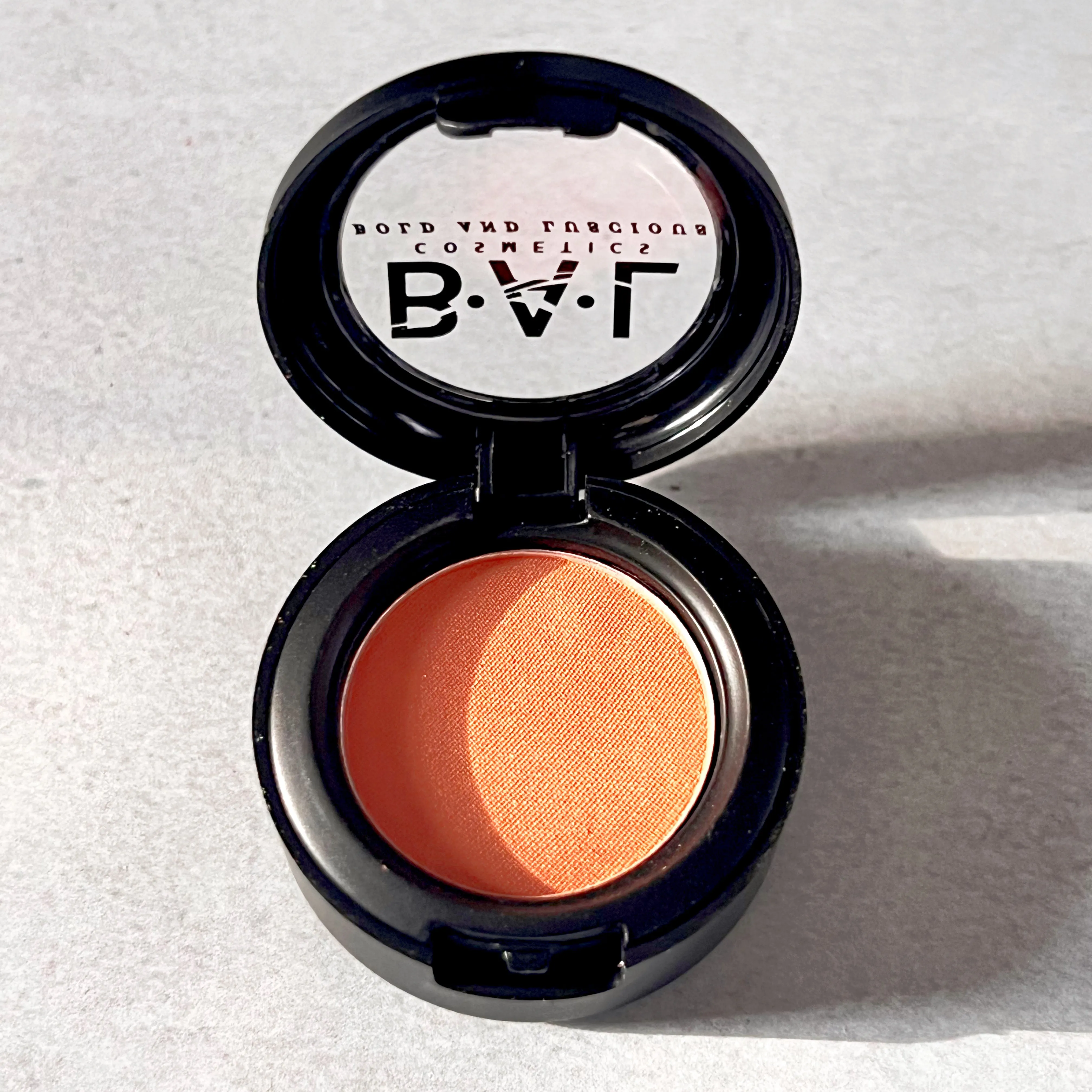 Superb Shimmer Single Shadow- "Mischievous"
