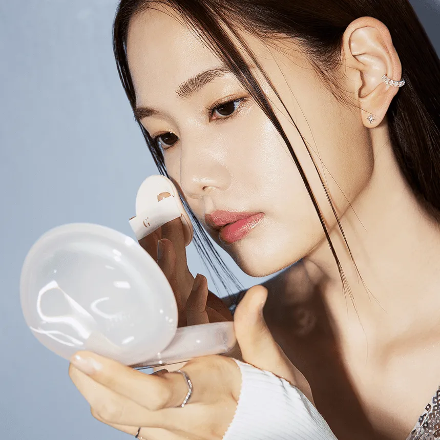 [VDIVOV] Glint by VDIVOV Glint Highlighting Cushion Foundation (2 Colors) SPF 50  PA     15g