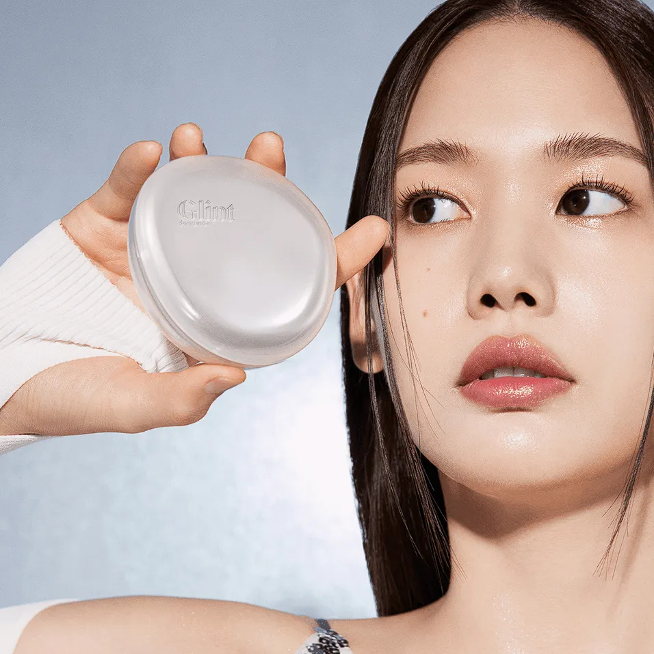 [VDIVOV] Glint by VDIVOV Glint Highlighting Cushion Foundation (2 Colors) SPF 50  PA     15g
